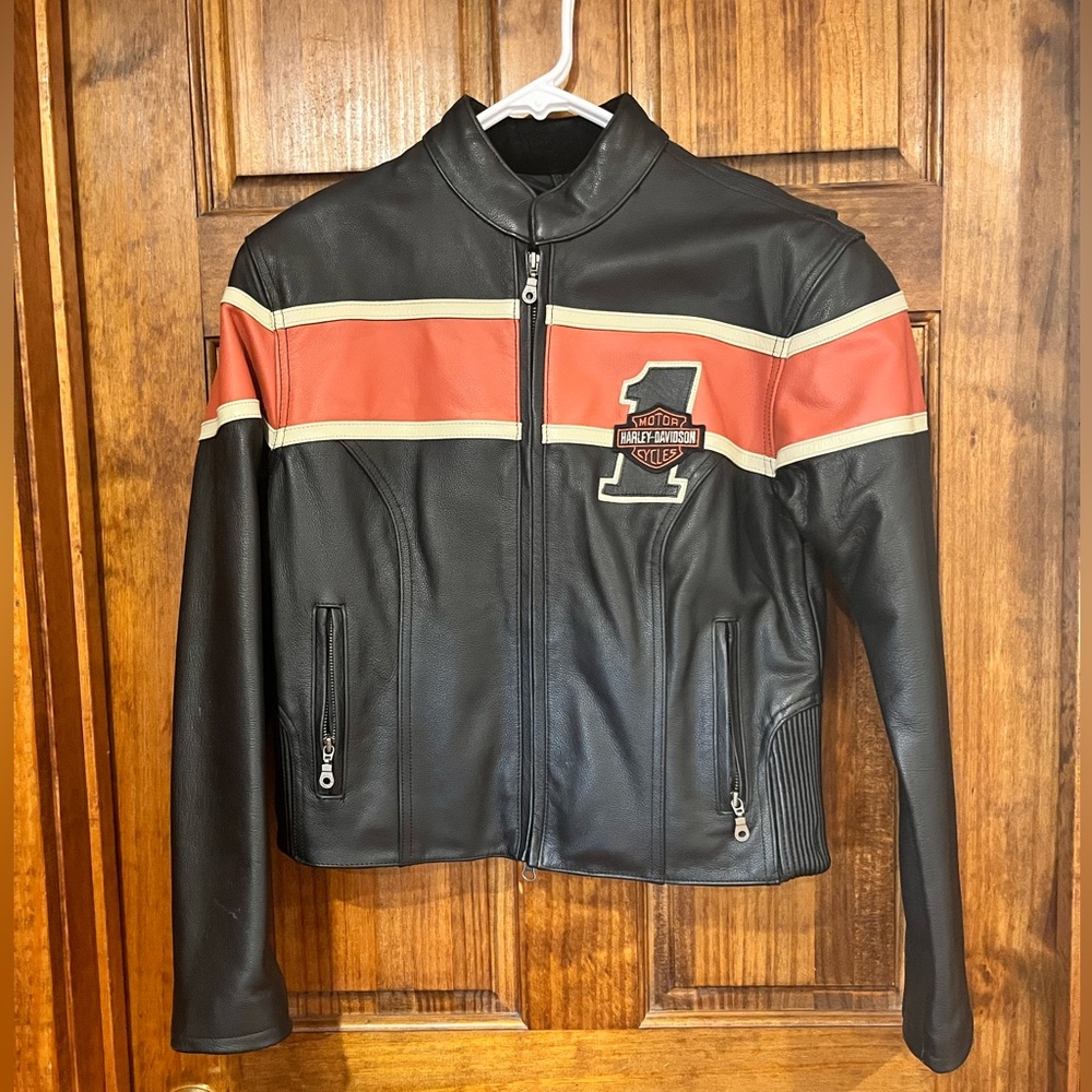 Harley Davidson Women’s Leather Jacket size Small